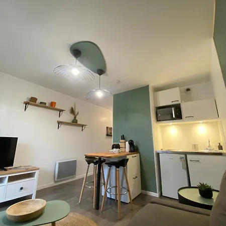 Apartment Spacieux T2 Boulevards Au Pied Du Tram C Begles